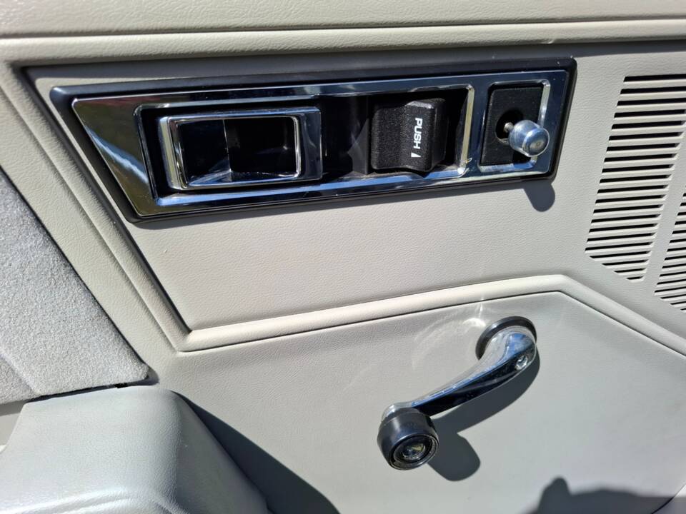 Immagine 21/73 di Dodge Lancer 2.2 Turbo (1986)