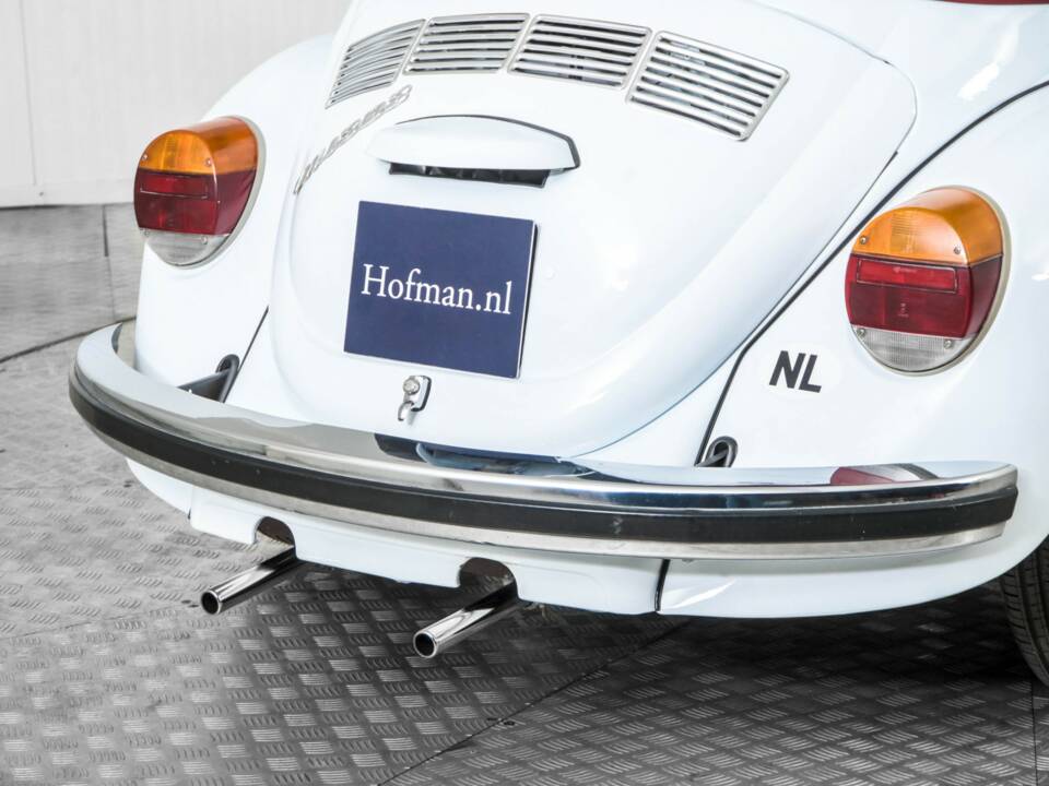 Bild 26/50 von Volkswagen Käfer 1303 LS (1976)