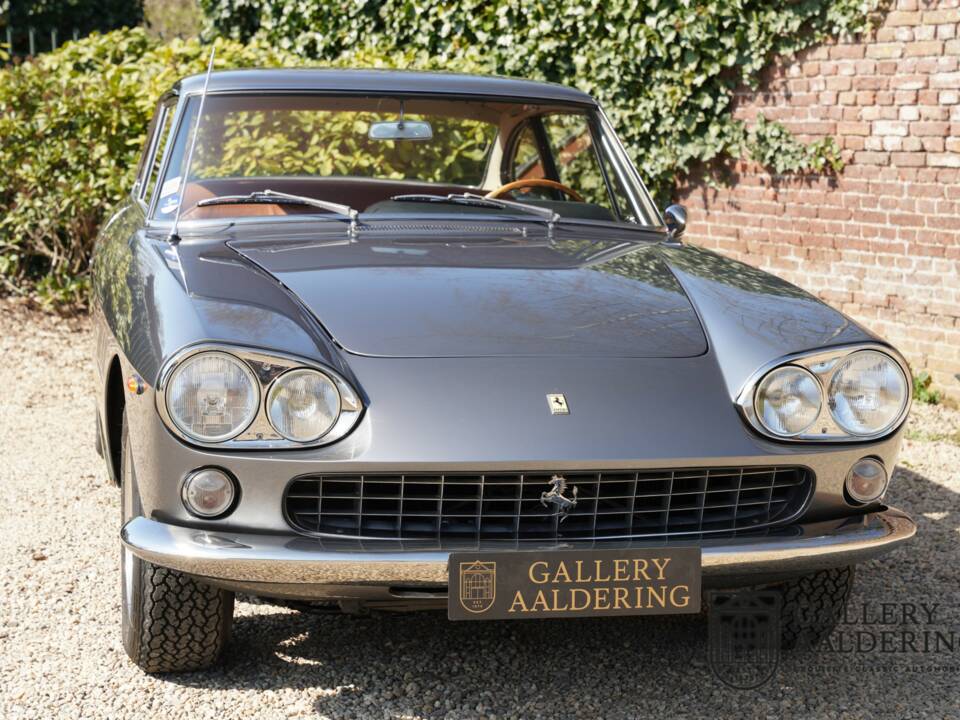 Imagen 45/50 de Ferrari 330 GT 2+2 (1965)