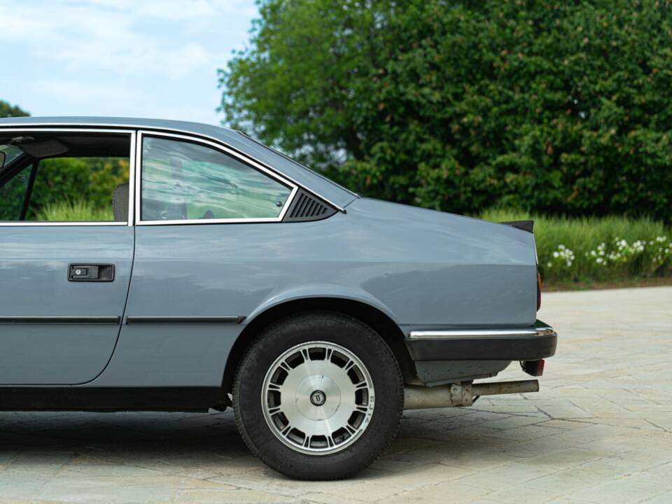 Image 10/48 of Lancia Beta Coupe 1600 (1978)