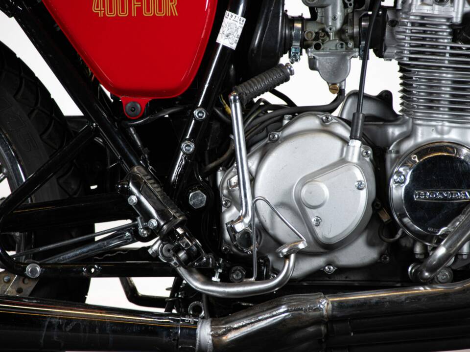 Imagen 33/50 de Honda CB 400 Four (1975)