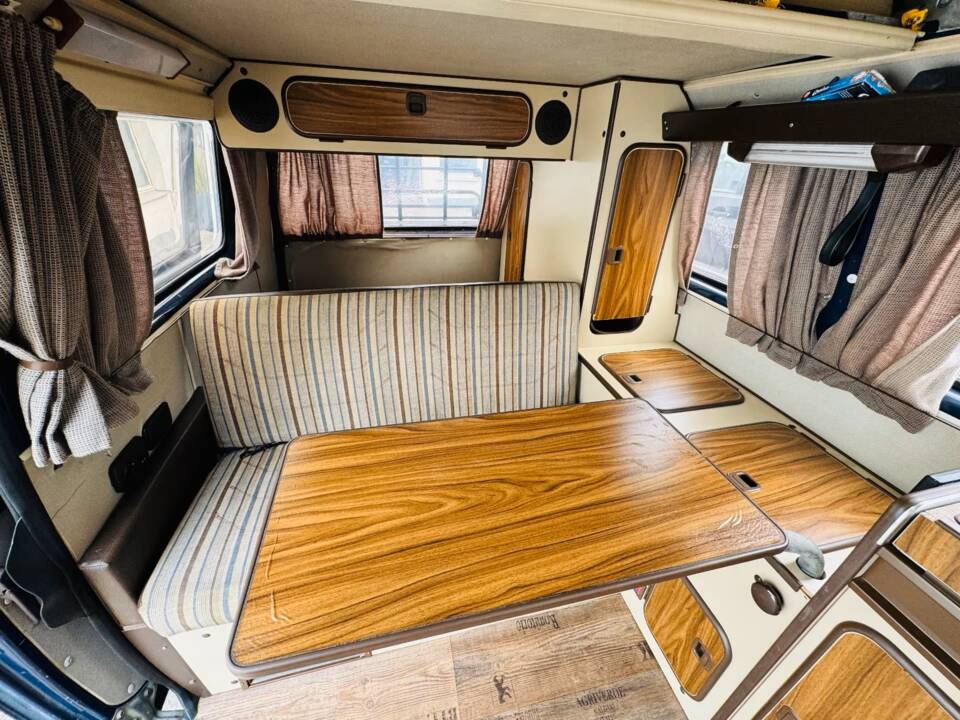 Image 14/15 of Volkswagen T3 Westfalia Joker 1.6 TD (1986)
