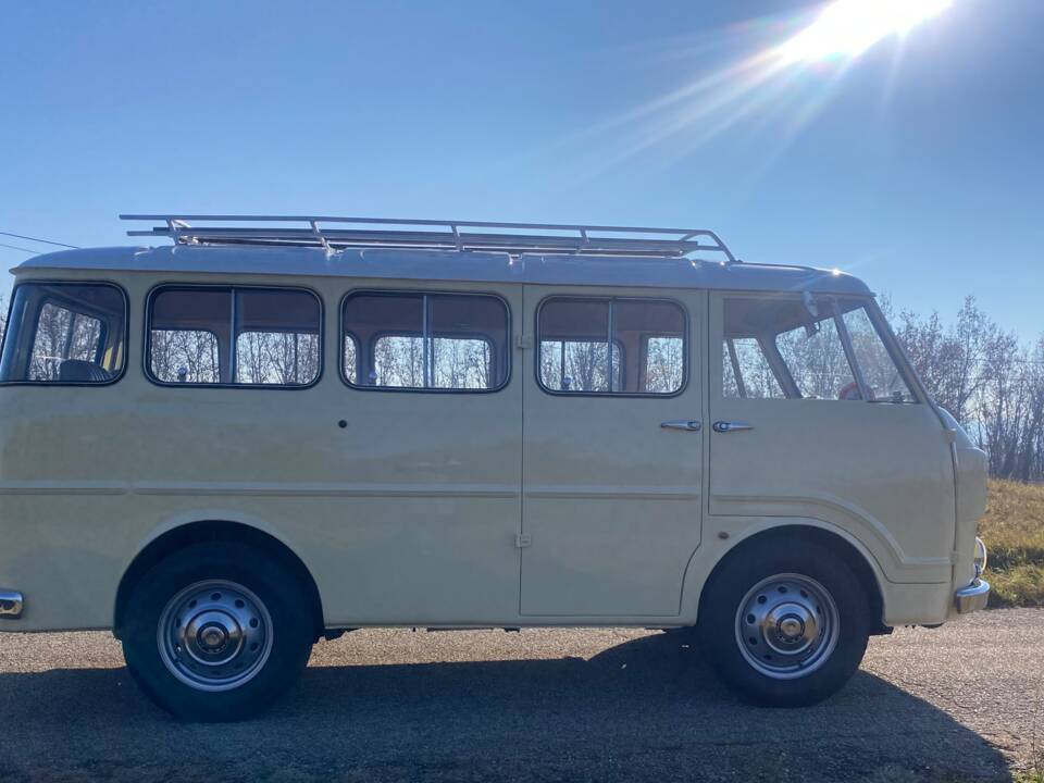 Afbeelding 6/18 van Alfa Romeo A12&#x2F;F12 (1968)