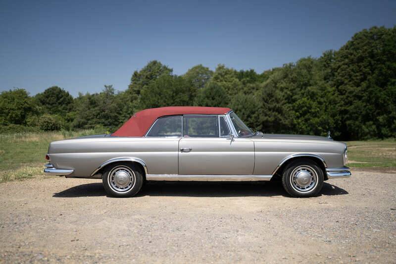 Afbeelding 8/36 van Mercedes-Benz 300 SE (1965)