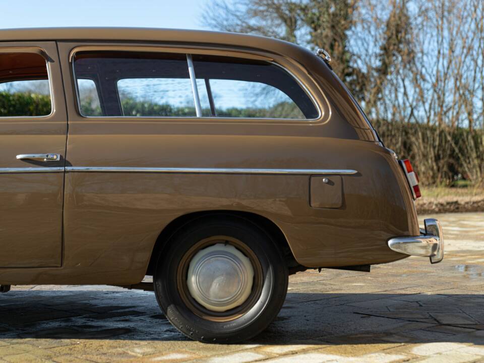 Obraz 27/50 pojazdu FIAT 1100-103 Familiare Viotti (1954)