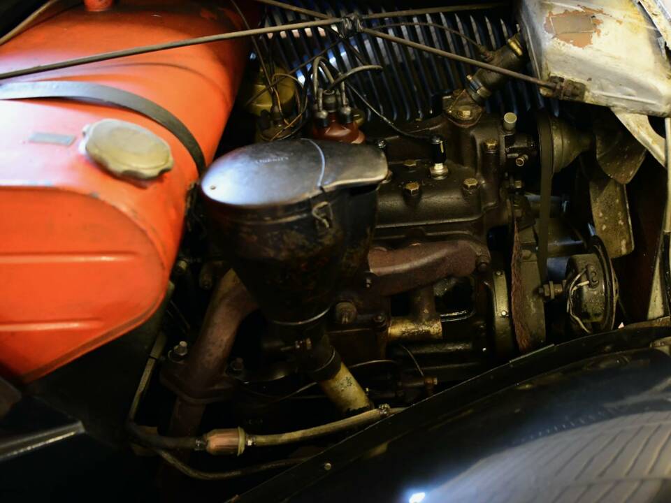 Image 16/50 de Mercedes-Benz 170 V Saloon (1938)