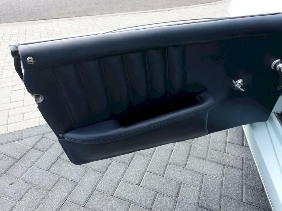 Image 29/43 of Mercedes-Benz 190 SL (1957)