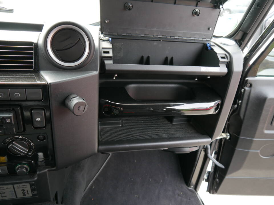 Immagine 12/15 di Land Rover Defender 90 (2012)