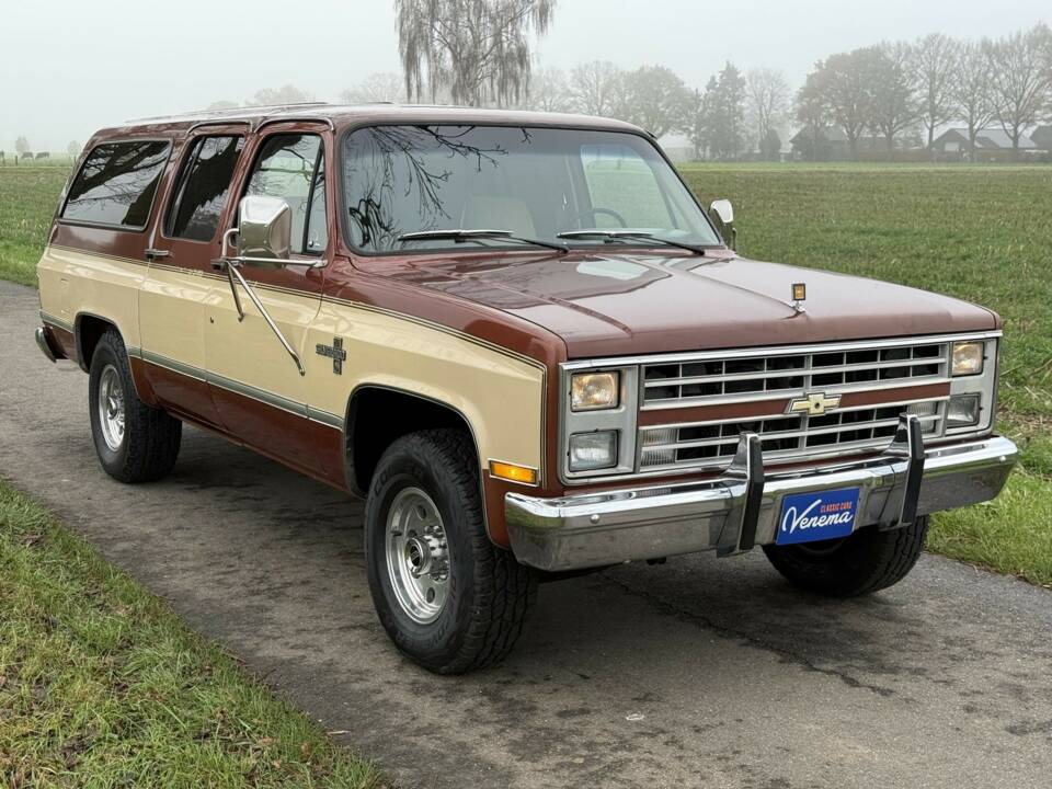 Bild 3/15 von Chevrolet Suburban (1986)