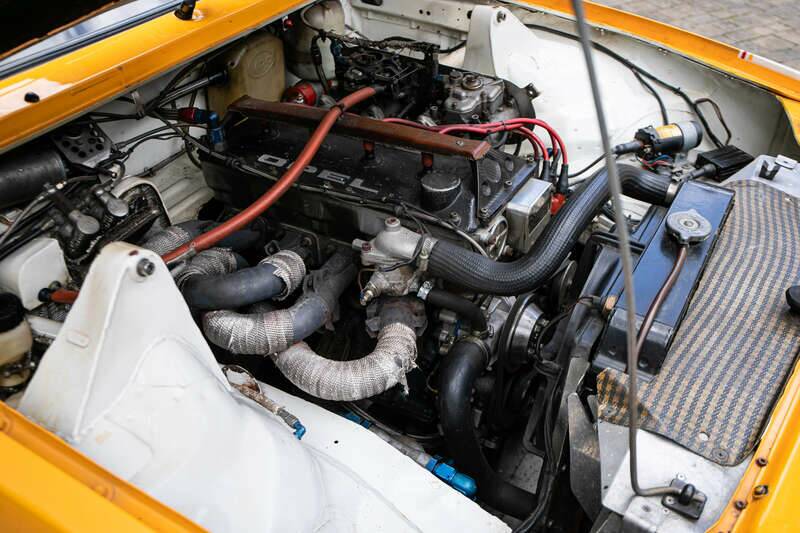 Image 37/50 of Opel Manta 400 (1985)