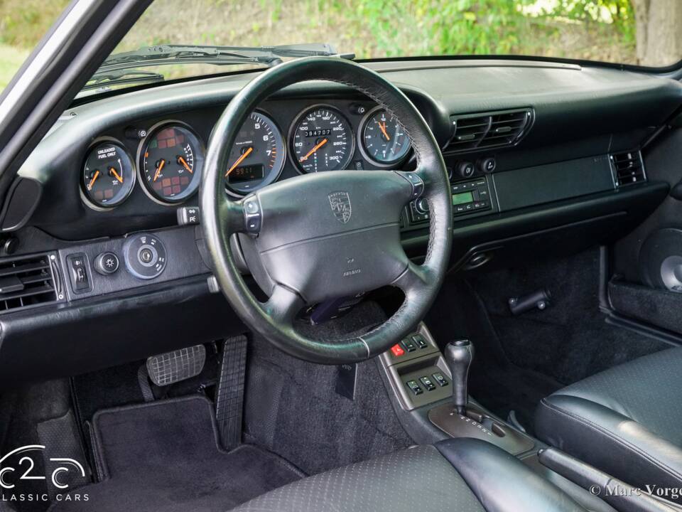Image 12/63 of Porsche 911 Carrera (1996)