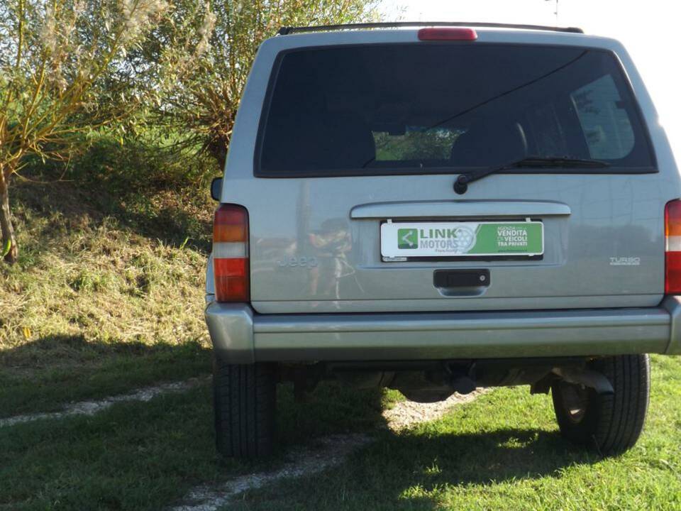 Immagine 17/50 di Jeep Cherokee 2.5 TD (2000)