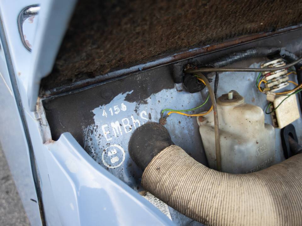 Image 38/38 de Citroën 2 CV 6 (1988)