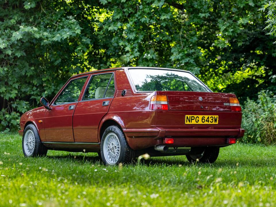 Afbeelding 9/46 van Alfa Romeo Giulietta 2.0 (1981)