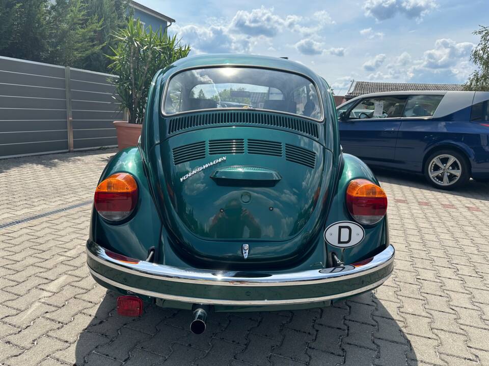 Image 7/92 of Volkswagen Beetle 1600 (1996)