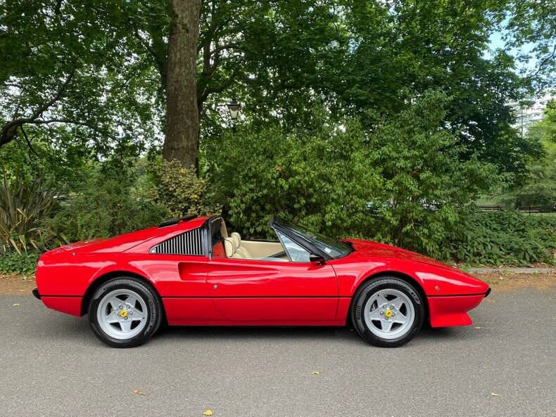 Image 29/50 of Ferrari 308 GTS (1978)