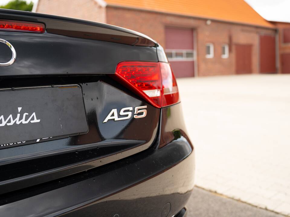 Image 13/33 of Audi A5 2.0 TFSI (2010)
