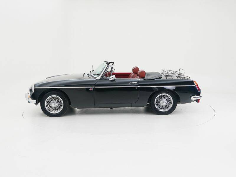 Afbeelding 8/15 van MG MGB (1968)