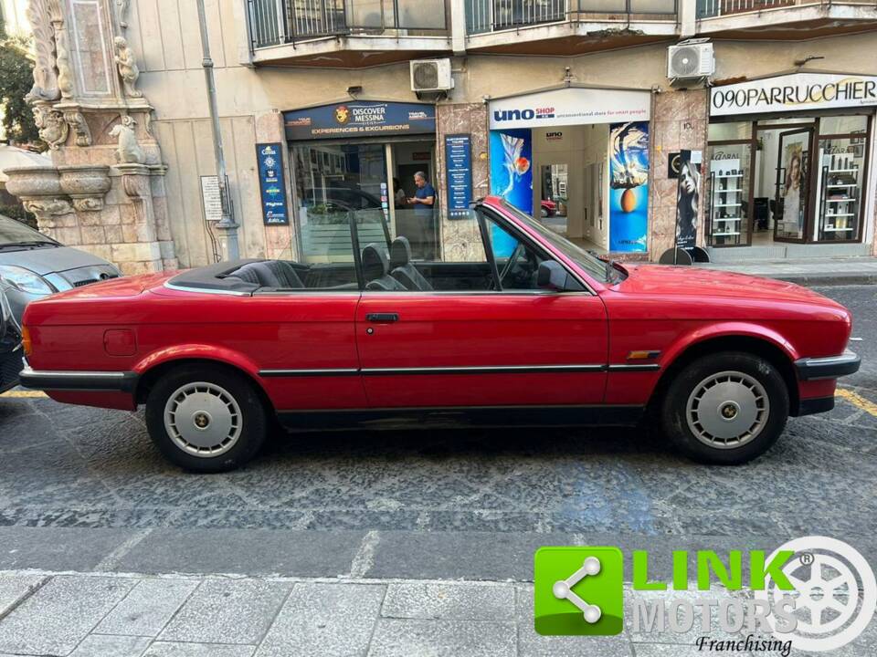 Bild 10/10 von BMW 320i (1990)