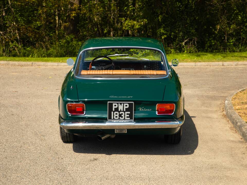 Imagen 40/50 de Alfa Romeo Giulia 1600 Sprint GT Veloce (1968)