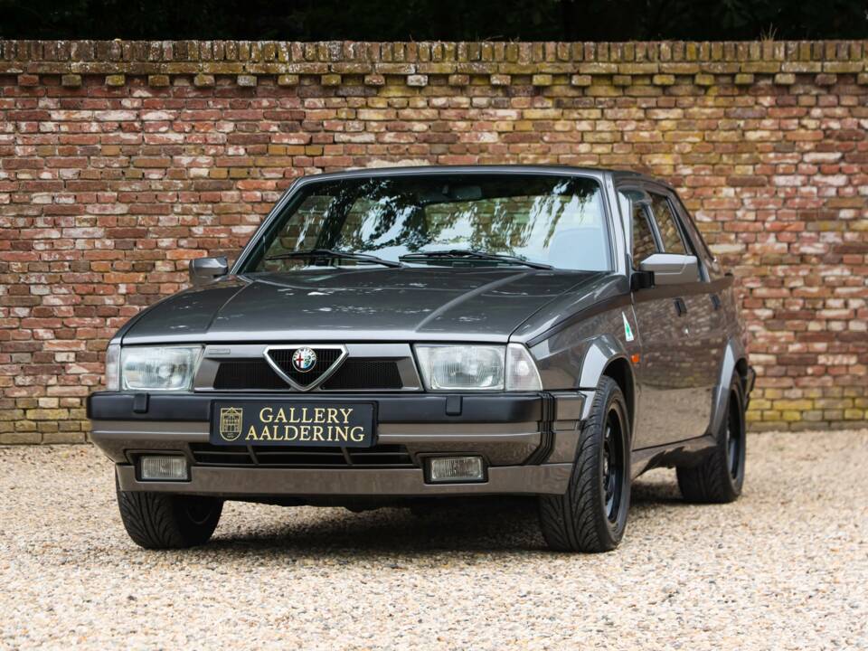 Image 7/50 of Alfa Romeo 75 3.0 V6 QV (1988)