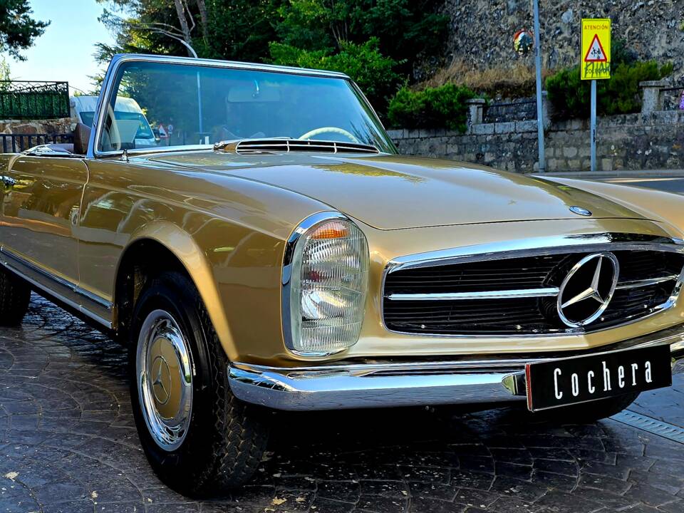 Image 5/21 of Mercedes-Benz 280 SL (1971)
