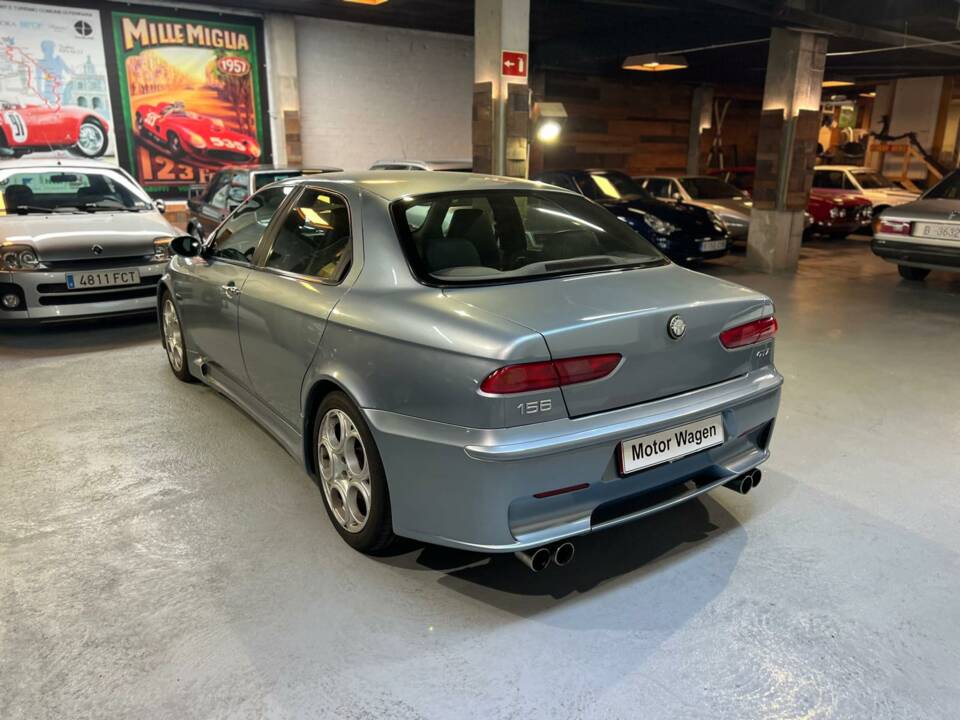 Imagen 11/62 de Alfa Romeo 156 3.2 V6 GTA (2005)