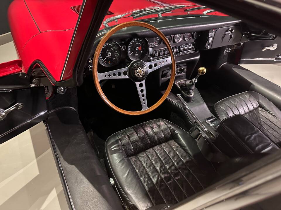 Afbeelding 43/95 van Jaguar XK-E (1970)