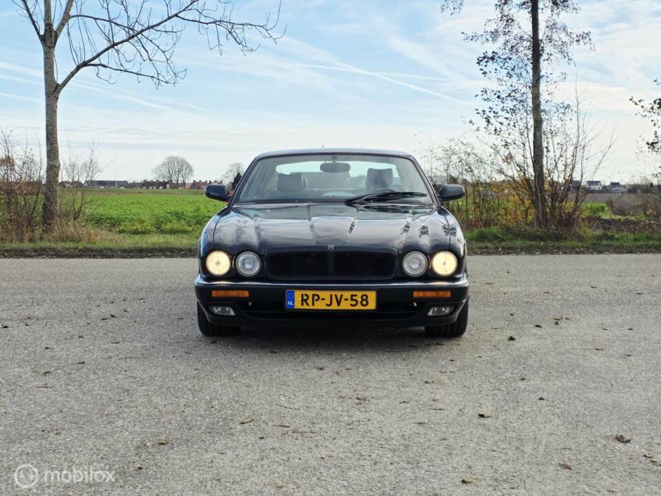 Bild 5/31 von Jaguar XJR 4.0 Supercharged (1997)