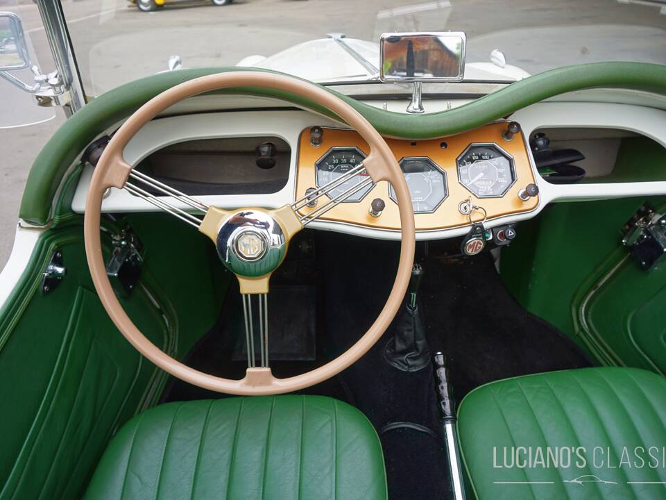 Image 43/70 of MG TF 1500 (1955)