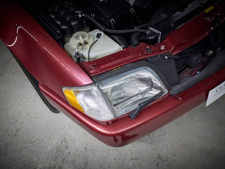 Bild 95/99 von Mercedes-Benz SL 320 (1995)