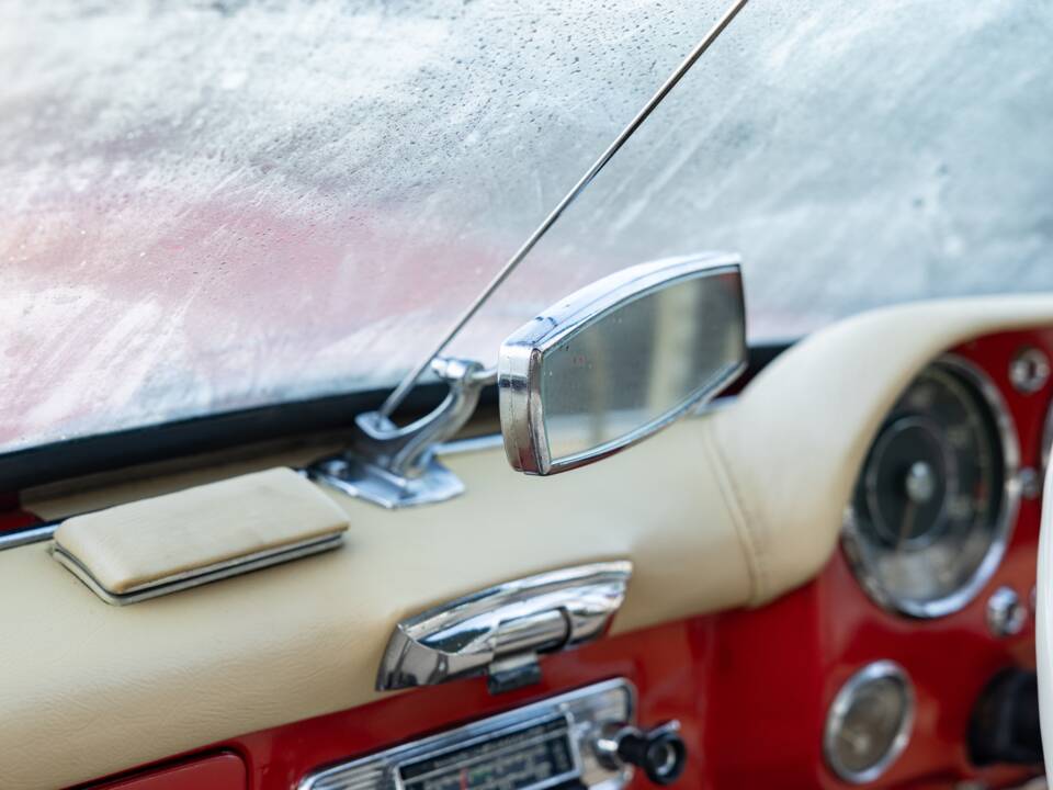 Imagen 36/46 de Mercedes-Benz 190 SL (1959)