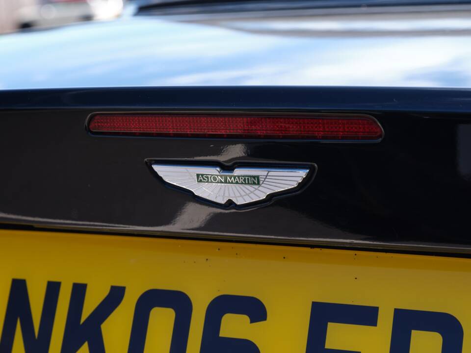 Bild 26/31 von Aston Martin DB 9 Volante (2006)