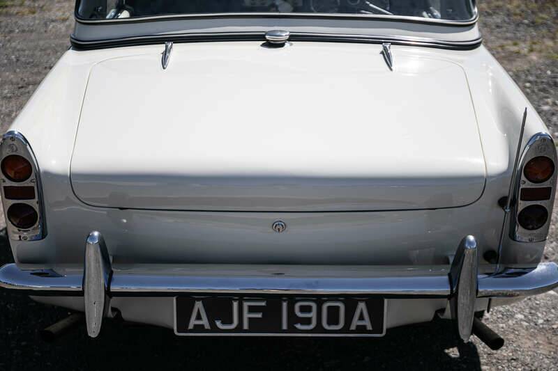 Afbeelding 36/37 van Daimler SP 250 (1963)