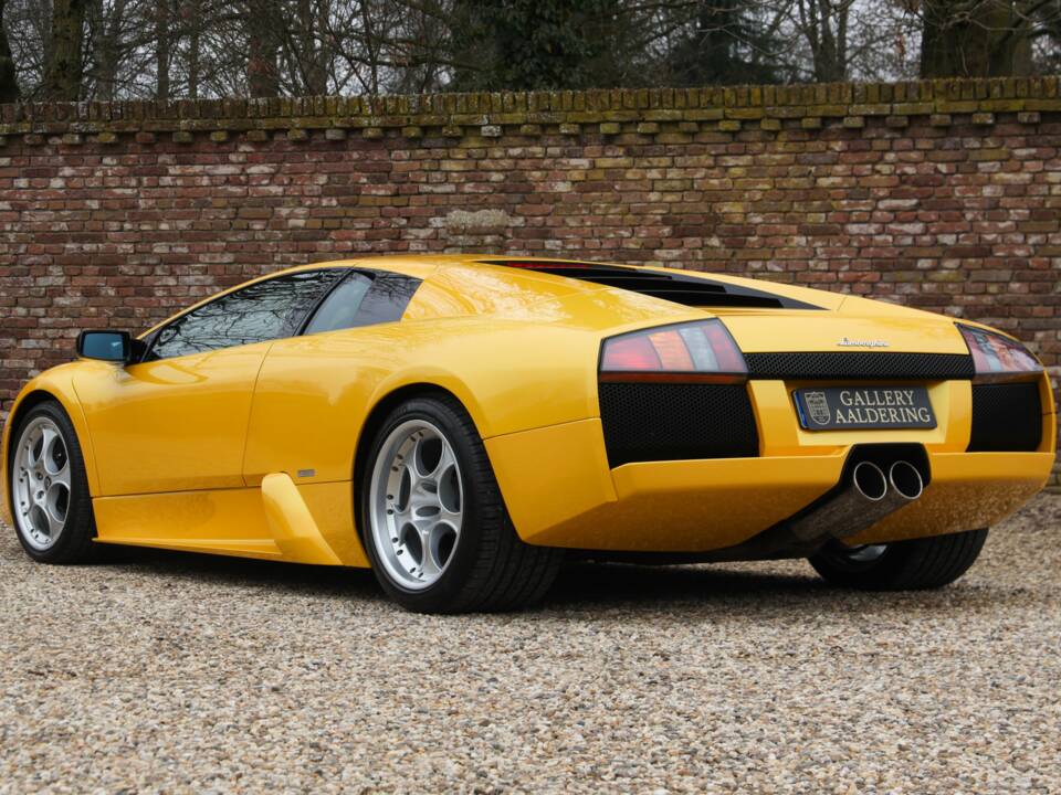 Immagine 2/50 di Lamborghini Murciélago (2002)