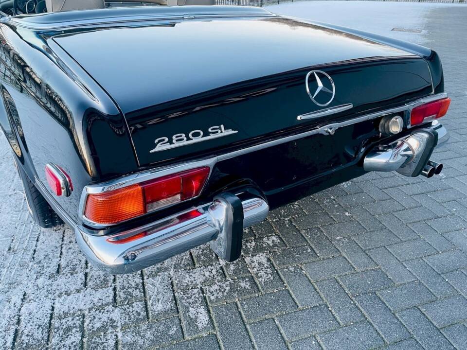 Immagine 12/34 di Mercedes-Benz 280 SL (1970)