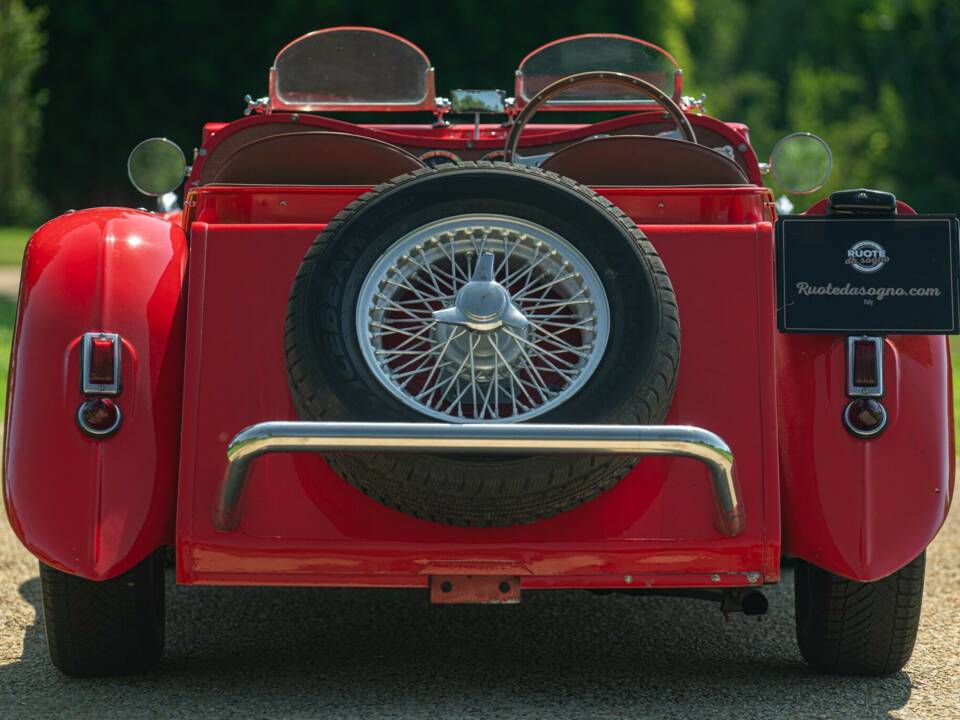 Immagine 16/50 di Burlington Arrow (1963)