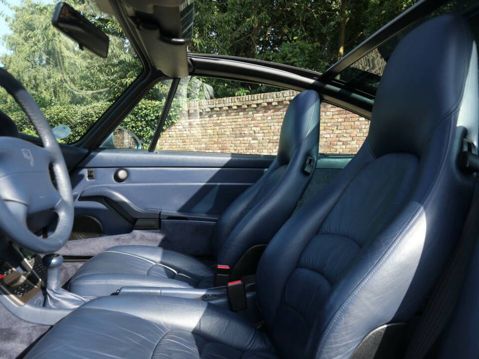 Imagen 26/50 de Porsche 911 Carrera (1996)