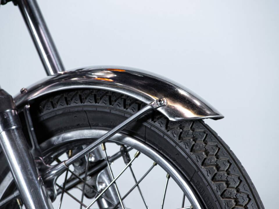 Imagen 45/50 de Kawasaki DUMMY (1970)