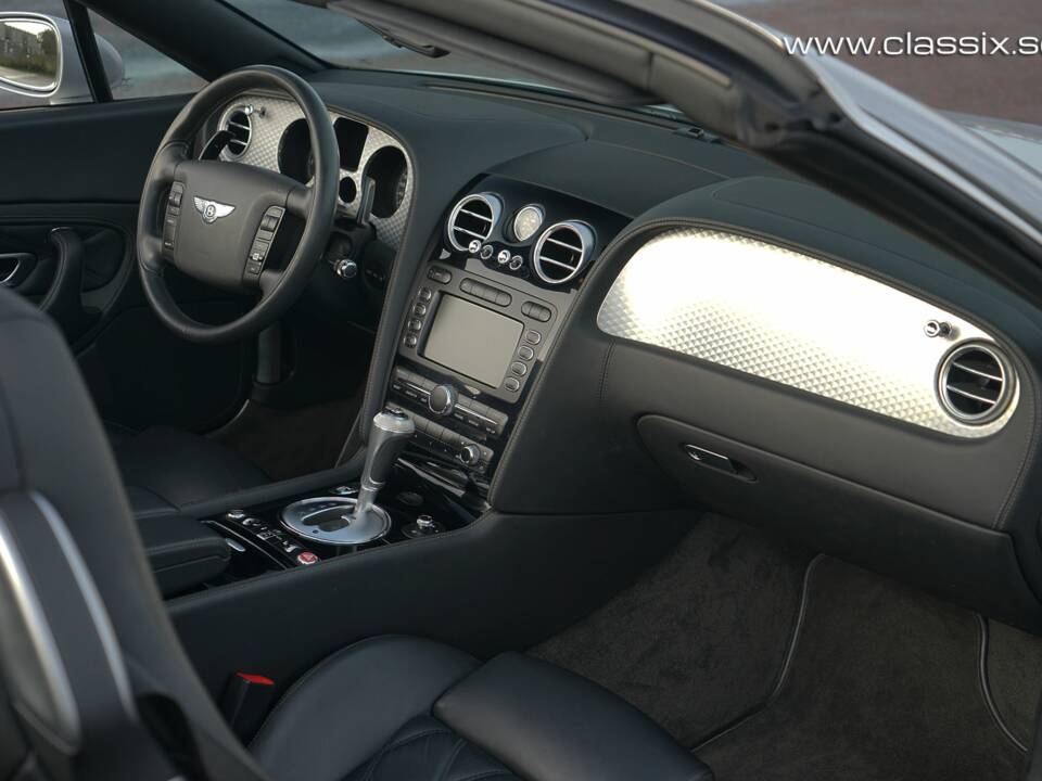 Bild 13/25 von Bentley Continental GTC (2008)