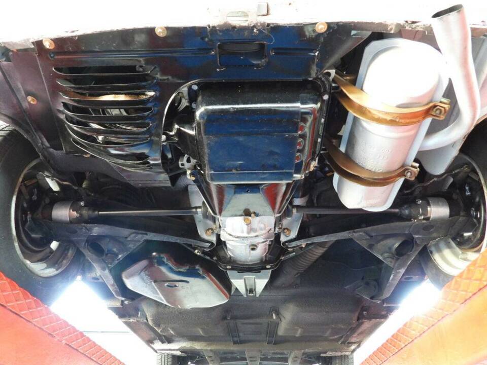 Image 9/10 of FIAT 126 (1975)