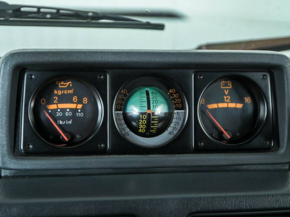 Image 20/50 of Mitsubishi Shogun TD (1987)