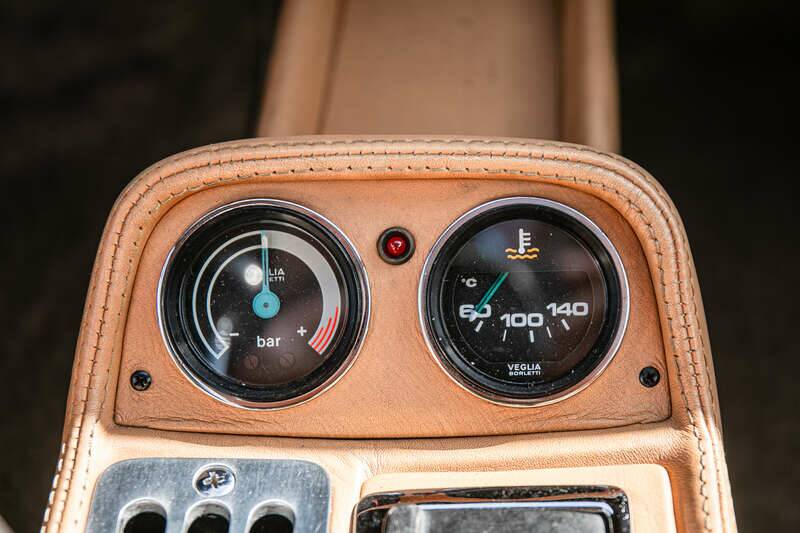 Image 15/50 of Ferrari 208 GTB Turbo (1985)