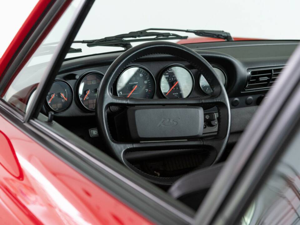 Bild 25/39 von Porsche 911 Carrera RS (1992)