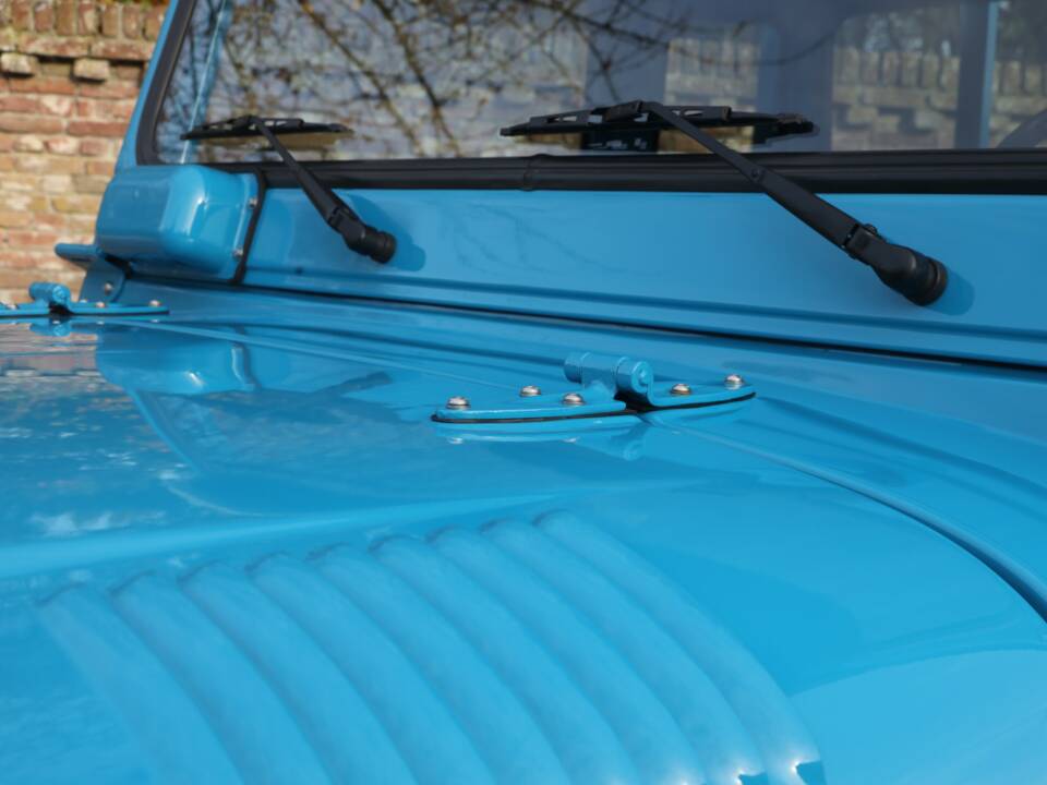 Bild 44/50 von Toyota Land Cruiser BJ 45 (1982)