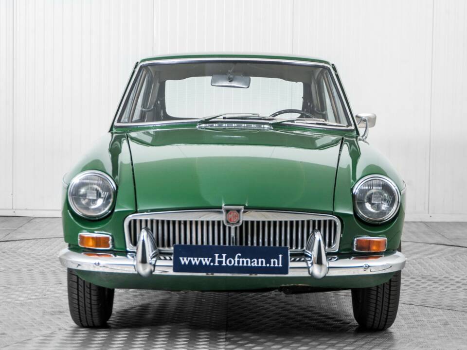 Bild 14/50 von MG MGB GT (1968)