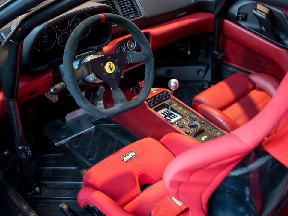 Image 19/35 de Ferrari F 355 Challenge (1995)