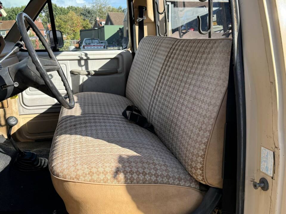 Image 9/22 of Ford F-250 (1983)
