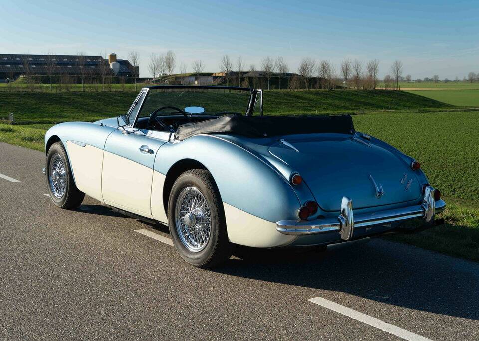 Image 7/7 de Austin-Healey 3000 Mk III (BJ8) (1966)