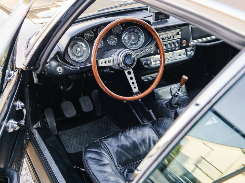 Imagen 21/29 de Maserati 3500 GTI Touring (1964)